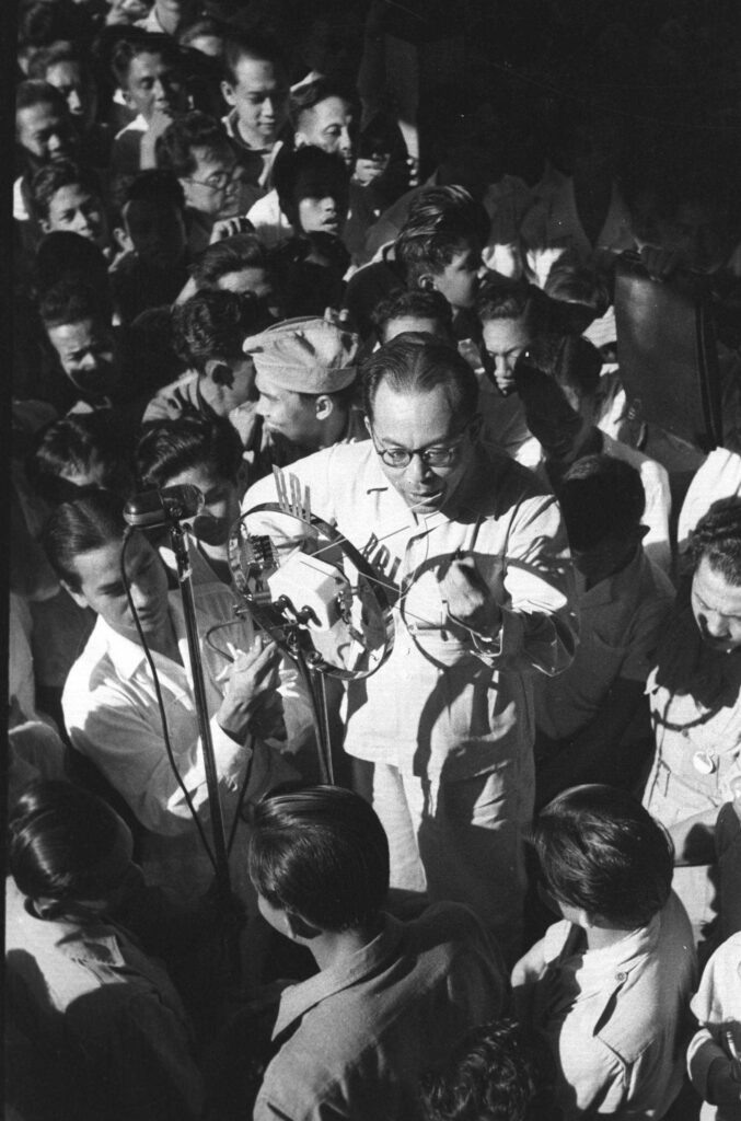 Vice President Mohammad Hatta in Manggarai Station