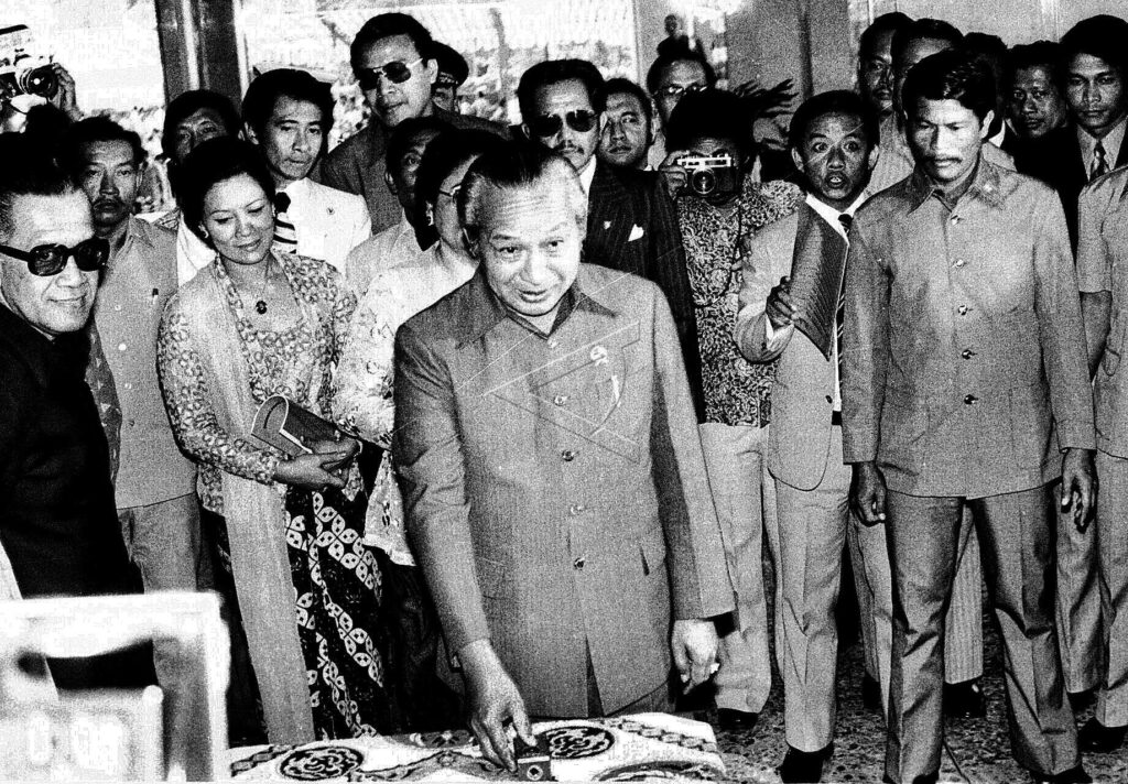 President Soeharto Inaugurating DKI Jaya Building