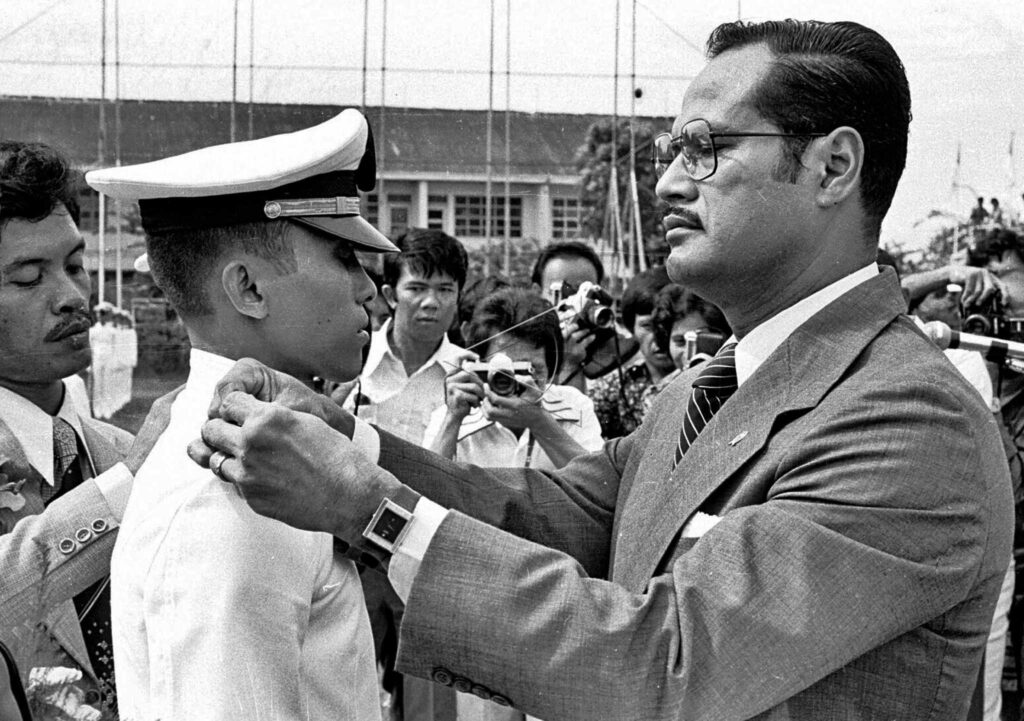 MINISTER OF TRANSPORTATION INAUGURATES 146 YOUTH OFFICERS OF SAILING STATE COLLEGE