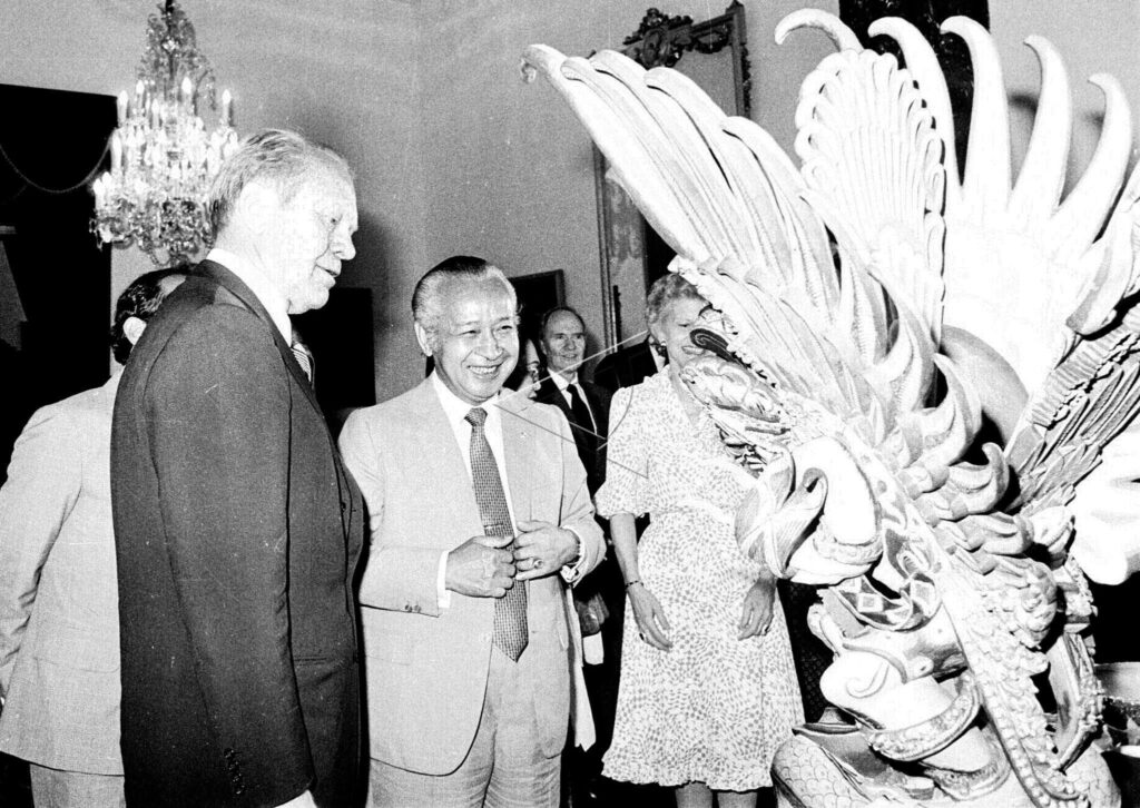 PRESIDENT SOEHARTO DURING GERALD RUDOLPH FORD VISITS