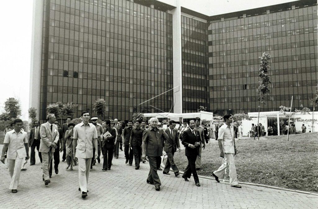 PRESIDENT REVIEW FORESTRY CENTER BUILDING