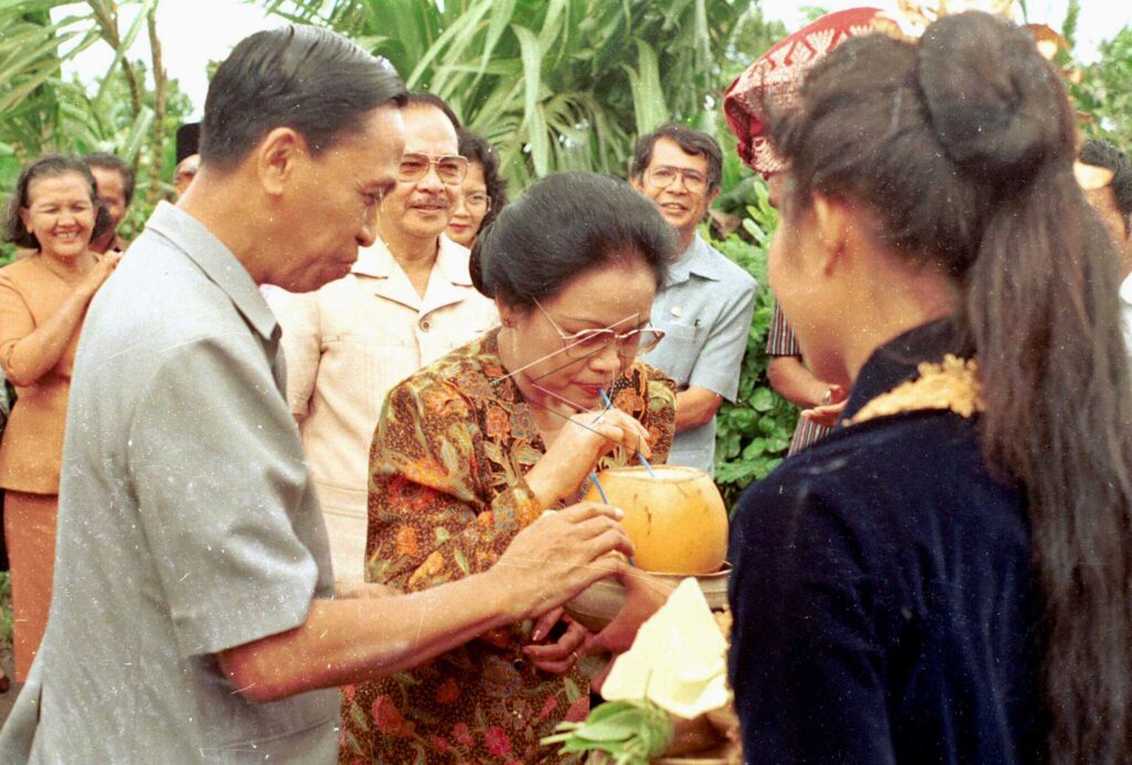 Health Minister Adhyatma Visit East Nusa Tenggara