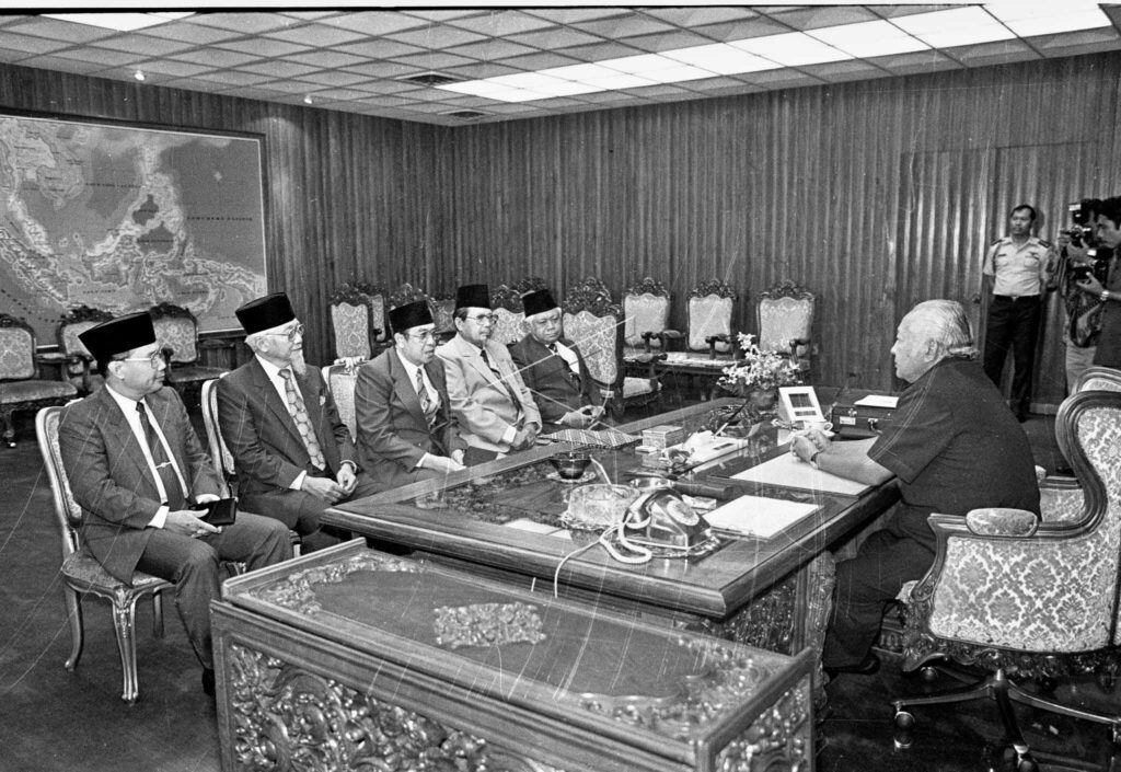 President Soeharto with MUI Officials
