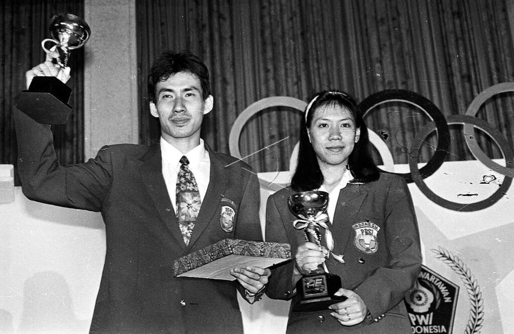 ATLET PUTRA DAN PUTRI TERBAIK 1992