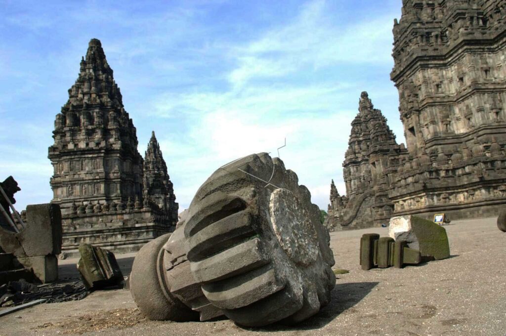 PRAMBANAN TEMPLE AFFECTED BY EARTHQUAKE