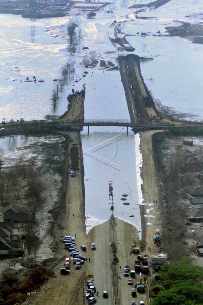 LAPINDO HOT MUD OVERFLOW