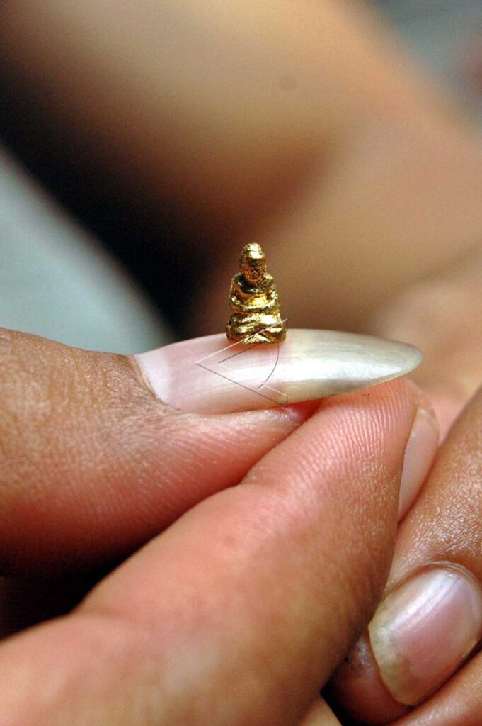 SMALLEST GOLDEN BUDDHA STATUE