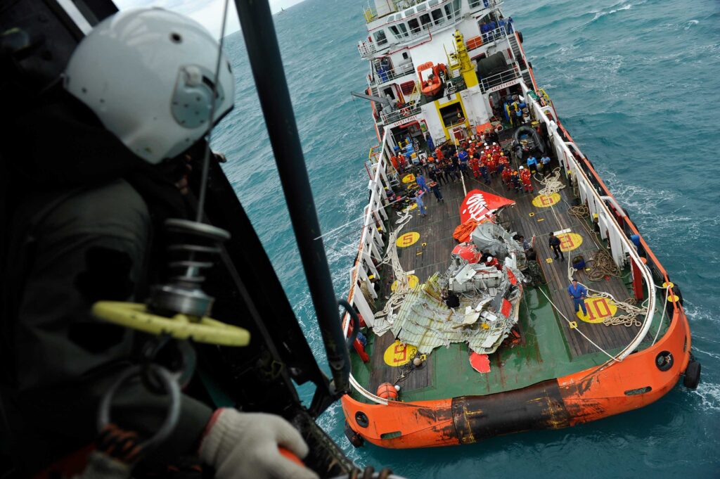 AIR ASIA QZ8501 EVACUATION