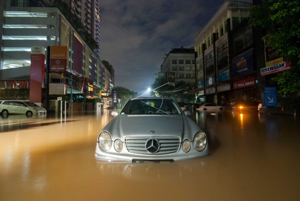 BANJIR DI KAWASAN KEMANG