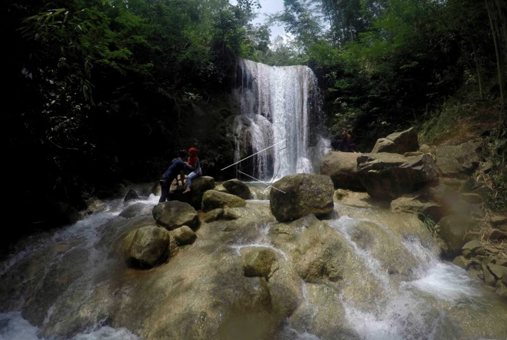 GROJOGAN SEWU WATERFALL