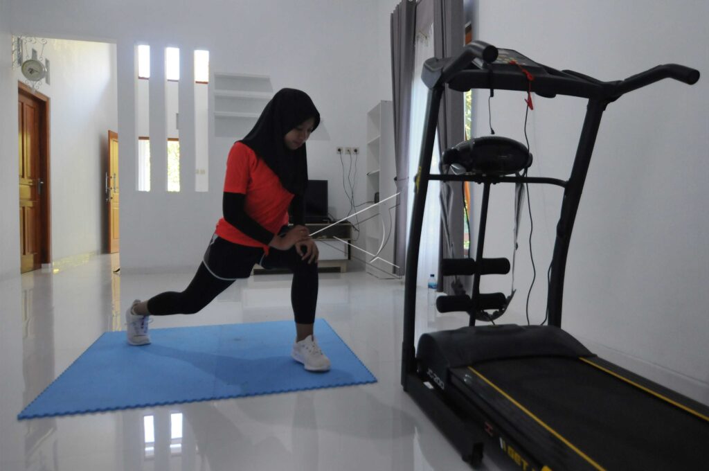 ATLET PARA ATLETIK MASIH LATIHAN DI RUMAH