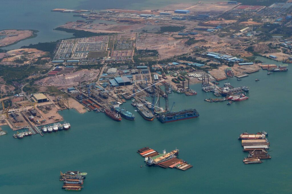 SHIPYARD IN BATAM