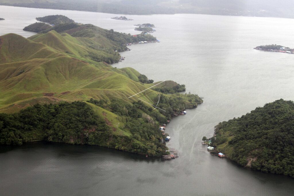 SENTANI LAKE IN PAPUA
