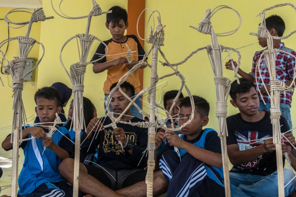 EDUCATION OF MAKE RATTAN PUPPET