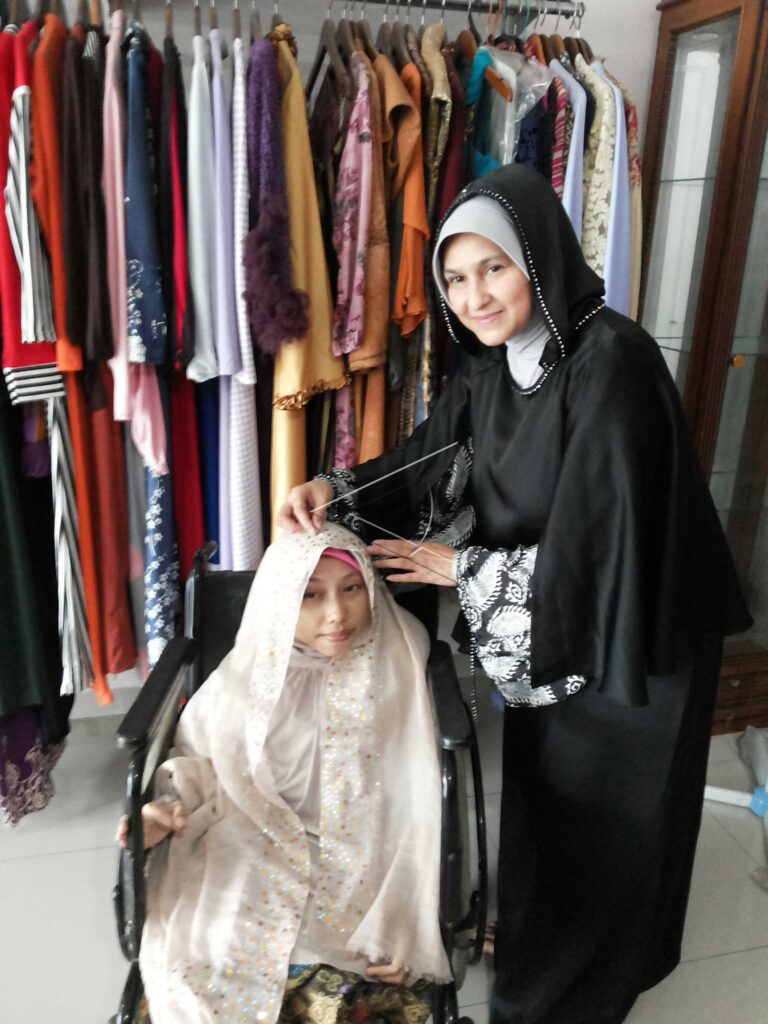 FASHION WORLD FOR UNFORTUNATE