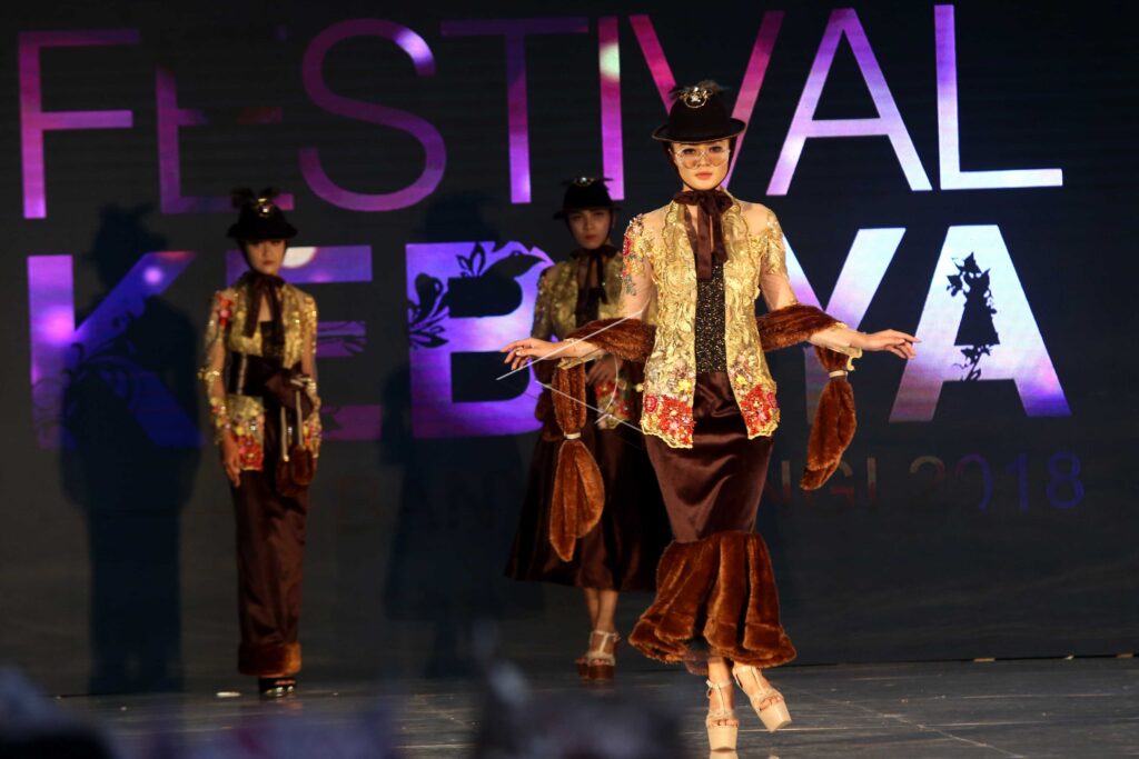 FESTIVAL KEBAYA BANYUWANGI