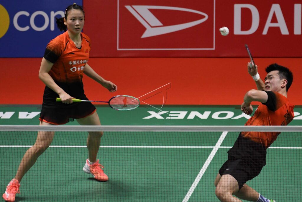 PASANGAN ZHENG/HUANG JUARA DAIHATSU INDONESIA MASTERS