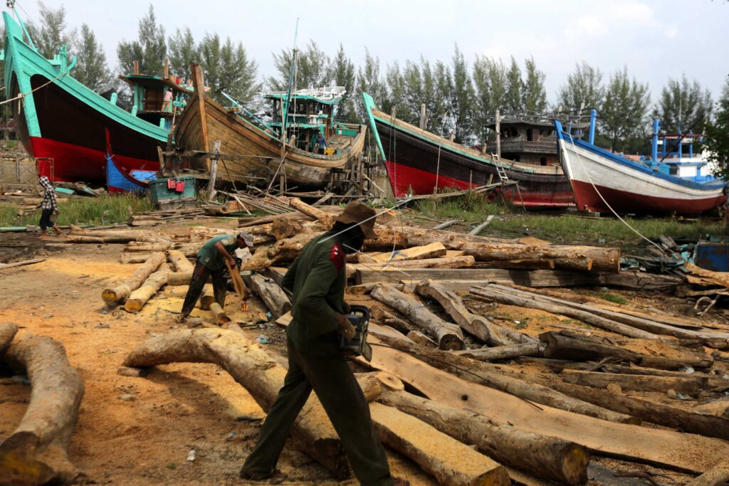 WOODEN BOAT SHIPYARD IN BANDA ACEH