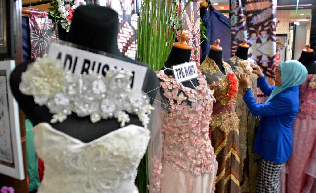 STUDENT WORK PERFORMANCE