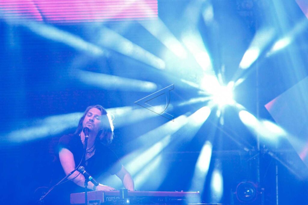 HANSON AT 90’S FESTIVAL