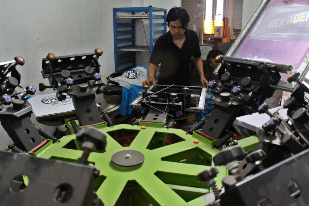 INDUSTRI SABLON KAOS