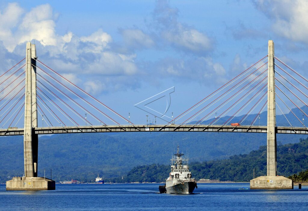 KRI SULTAN NUKU ON PATROL