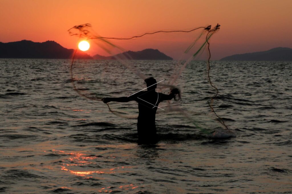 NELAYAN PESISIR ULEE LHEU