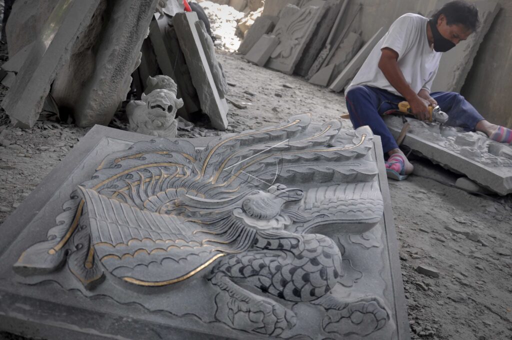 BONG PAY STONE CRAFTING