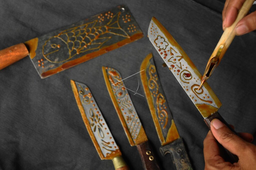 BATIK KNIVES CRAFT