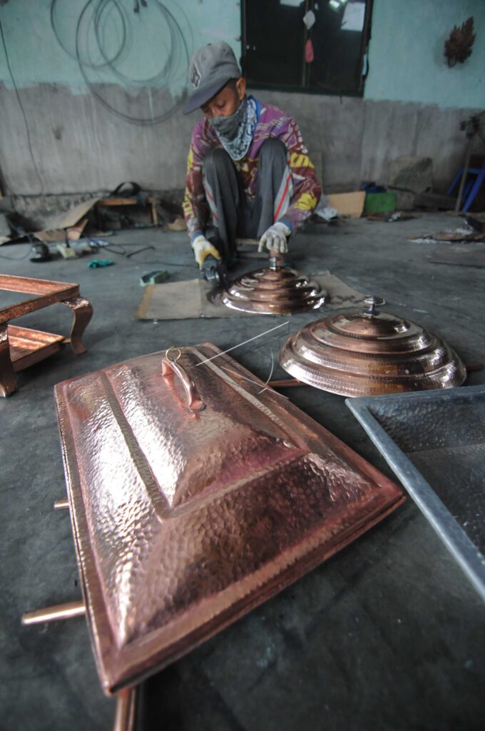 COPPER HANDICARFT FROM BOYOLALI