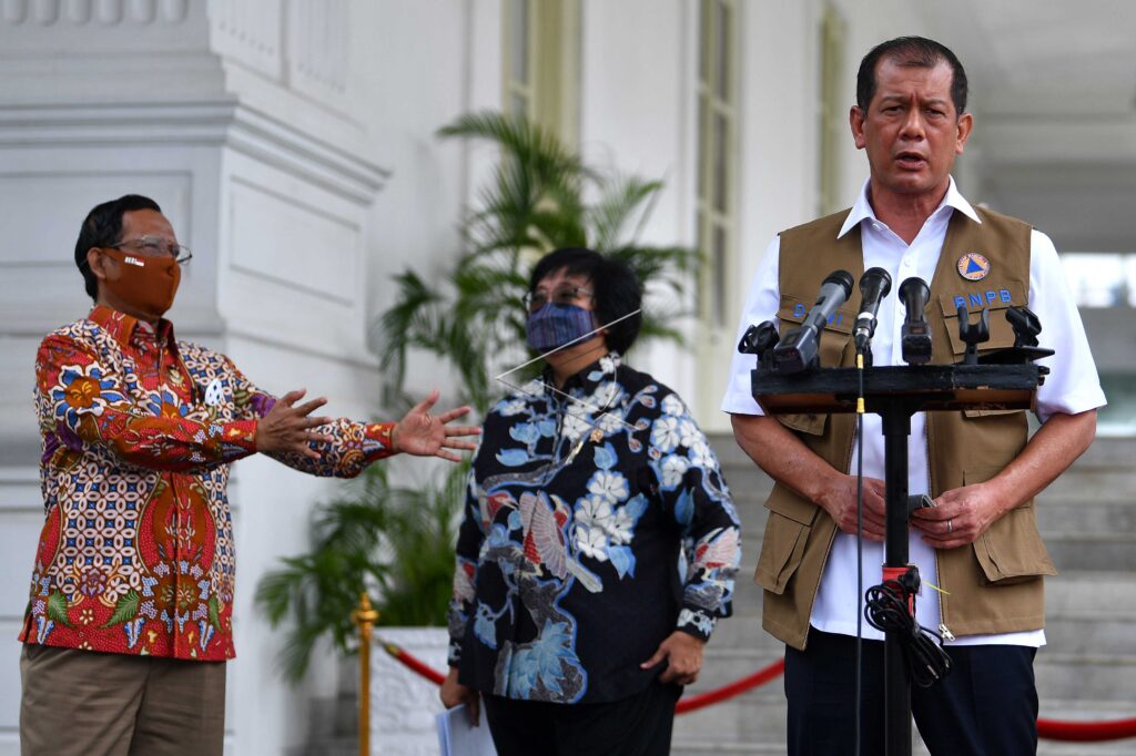 KONFERENSI PERS ANTISIPASI KARHUTLA