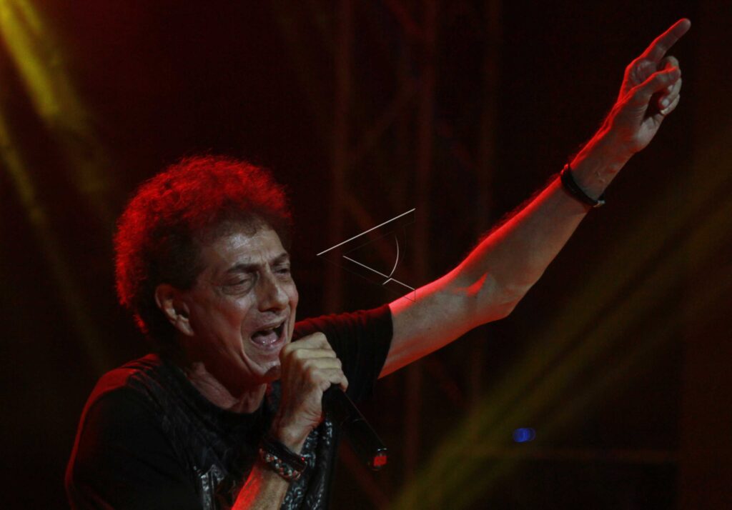 GOD BLESS TRAVEL CONCERT