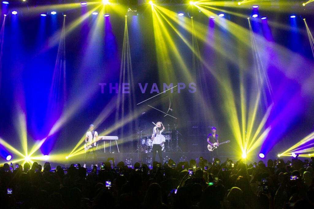 THE VAMPS CONCERT
