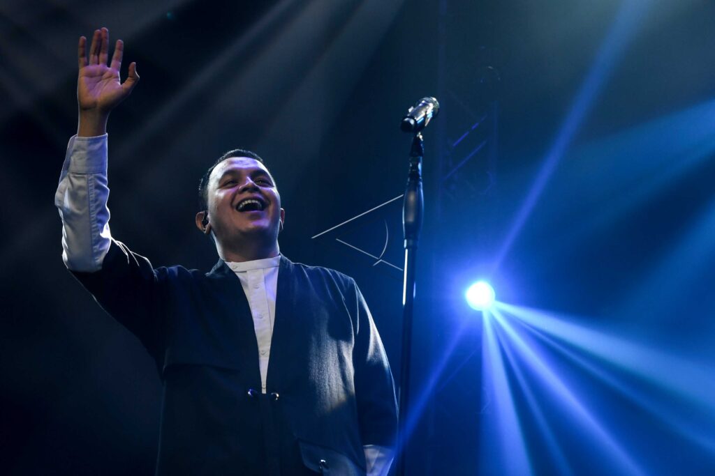 TULUS ONE INTIMATE NIGHT SHOW CONCERT