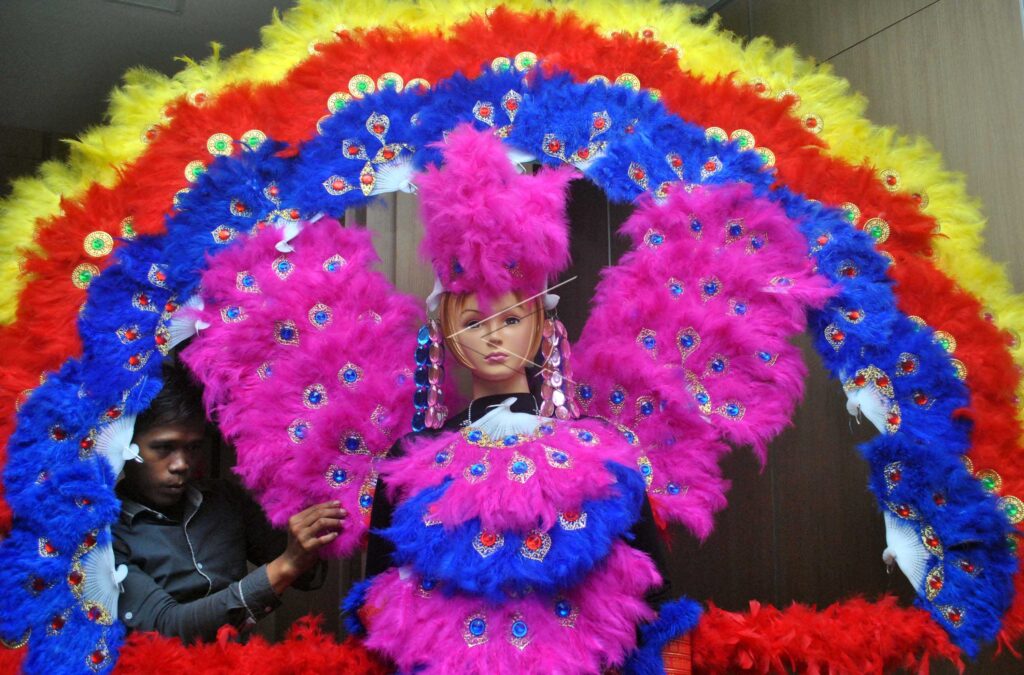 CARNAVAL COSTUMES