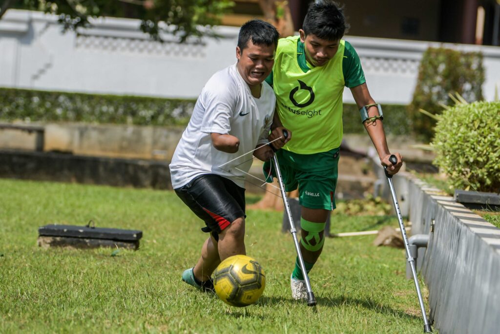 LATIHAN JELANG PIALA ASIA AMPUTEE FOOTBALL