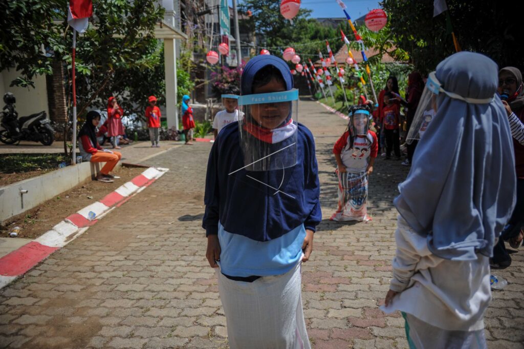 LOMBA AGUSTUSAN DENGAN PROTOKOL KESEHATAN