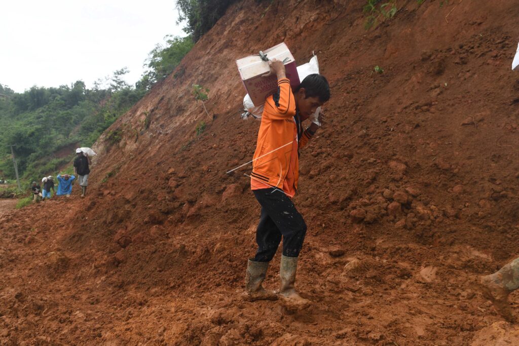 LONGSOR DI SUKAJAYA BOGOR