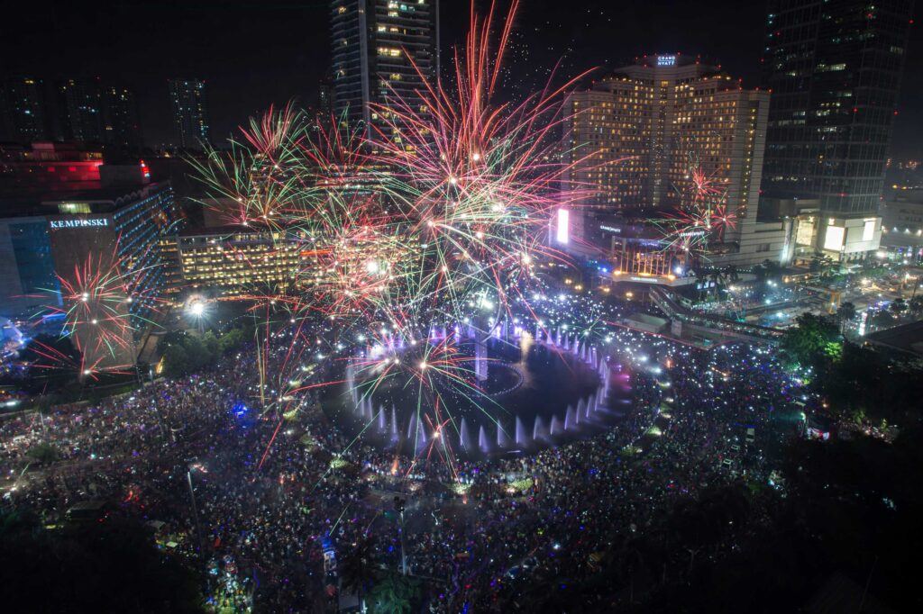 MALAM PERGANTIAN TAHUN DI BUNDARAN HI