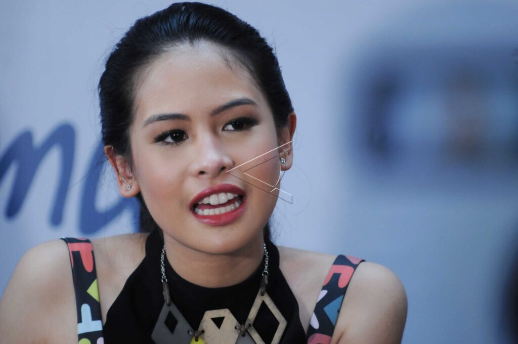 MAUDY AYUNDA