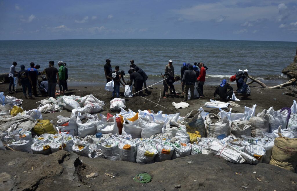 MEMBUAT PENAHAN OMBAK
