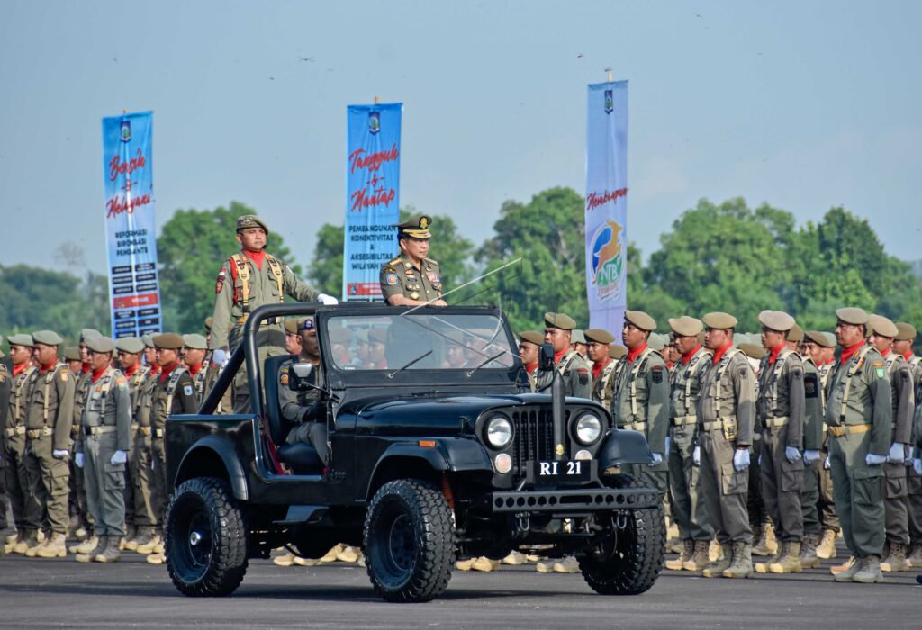MENDAGRI HADIRI HUT POL PP DI MATARAM
