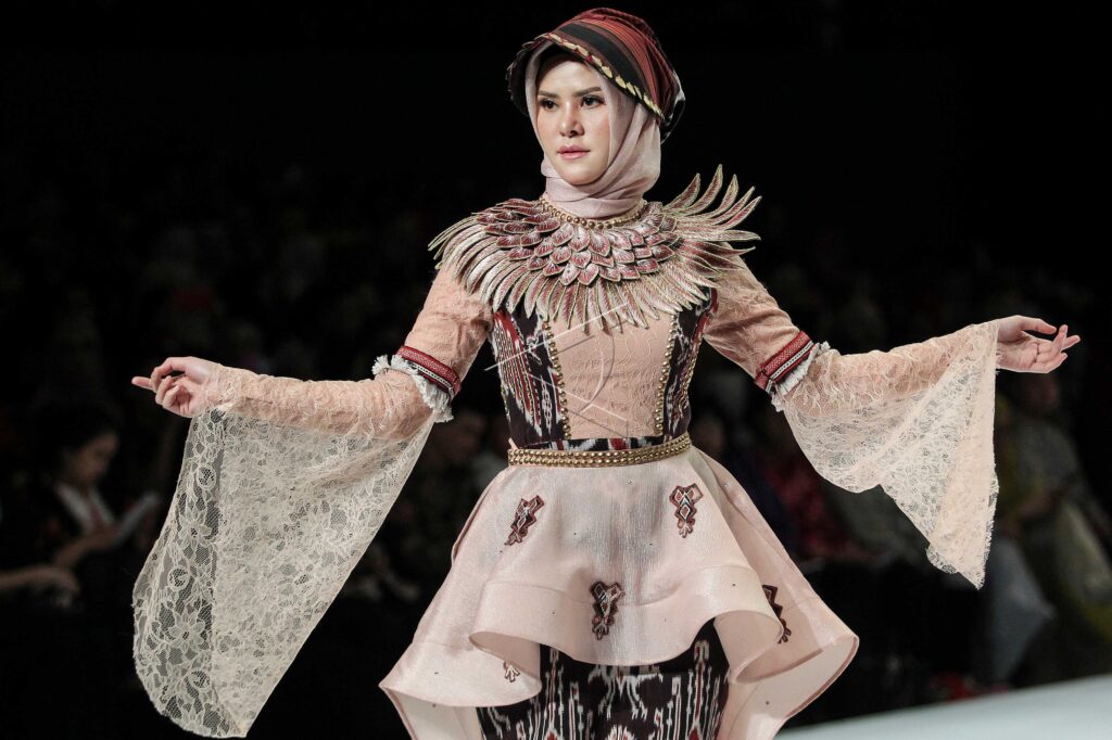 INDONESIA FASHION WEEK 2019