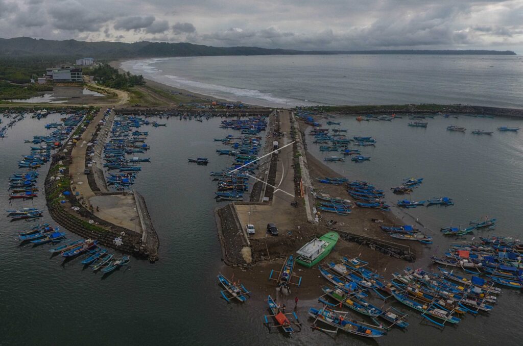 NELAYAN PANGANDARAN TIDAK MELAUT