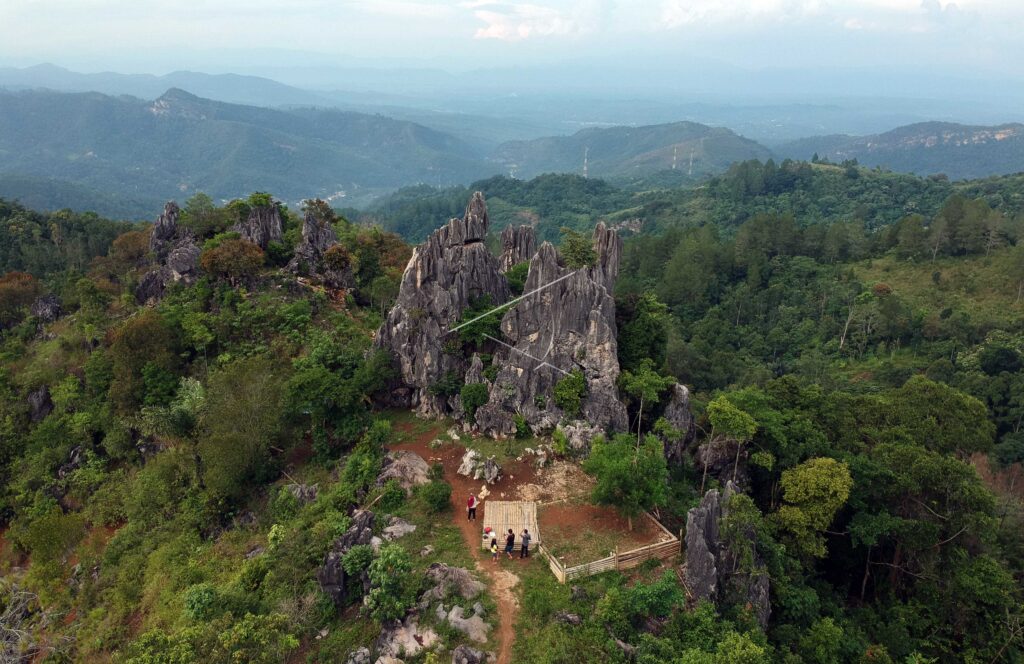 BATU RUNCIANG TOURIST ATTRACTION