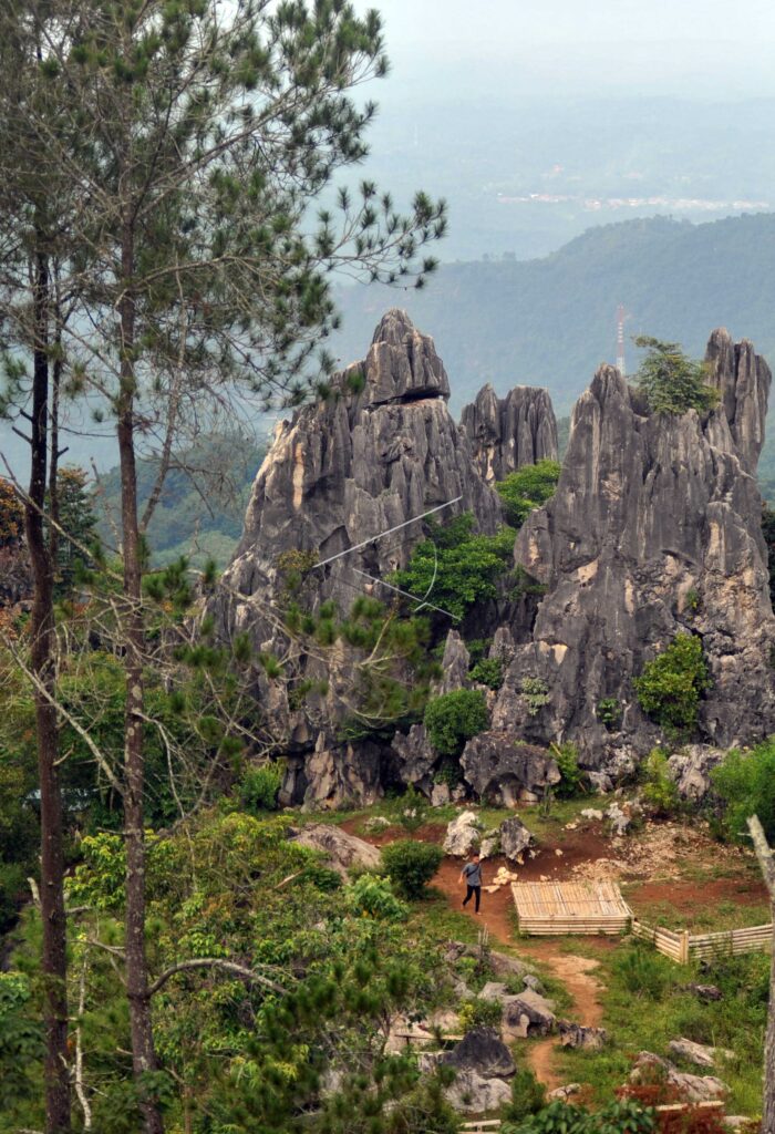 BATU RUNCIANG TOURIST ATTRACTION