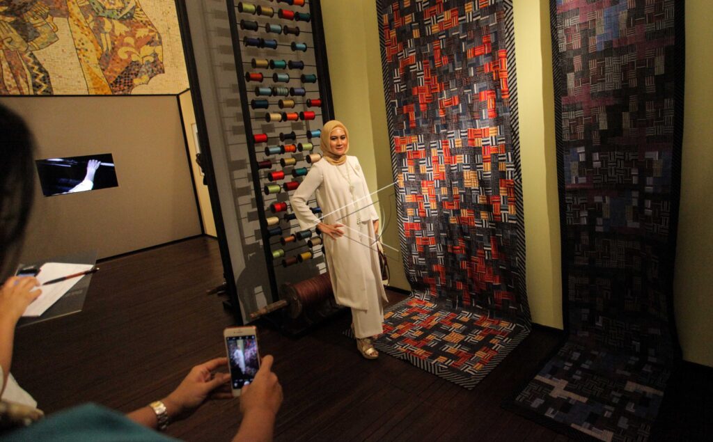 EXHIBITION OF TANGAN TANGAN RENTA LURIK FABRIC