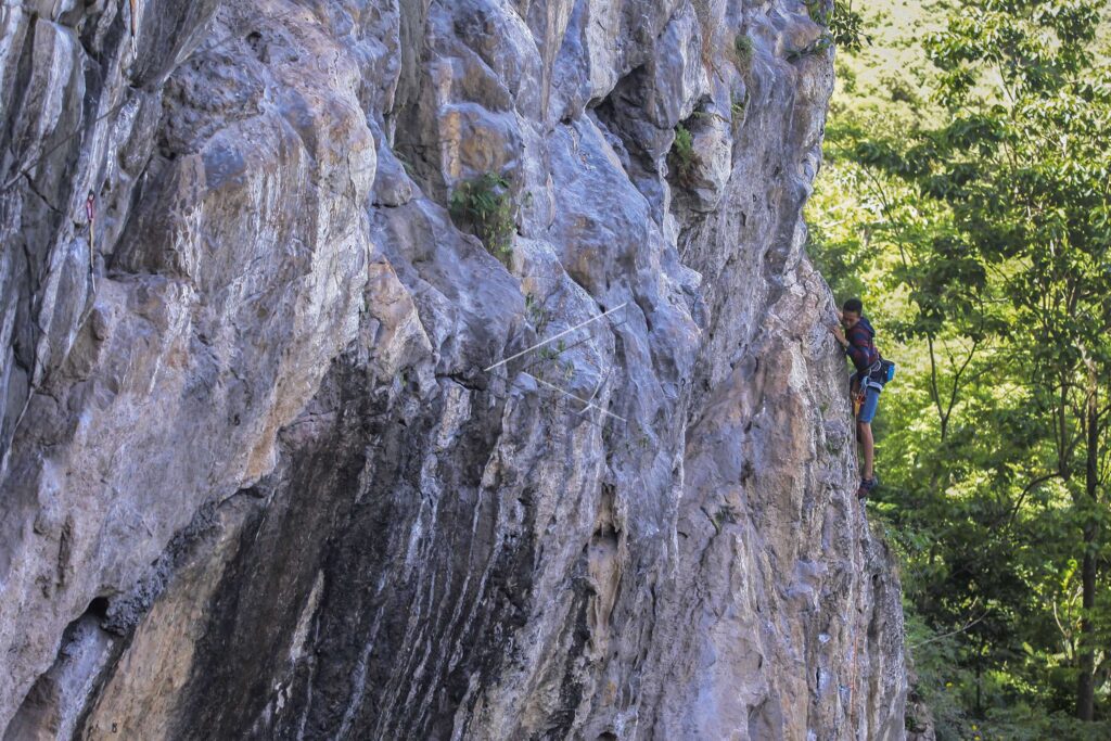 CITATAH ROCK CLIMBING