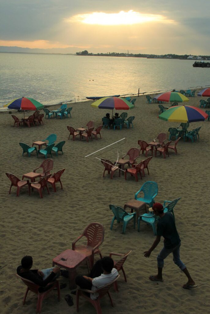 POLEWALI MANDAR MARINE BEACH