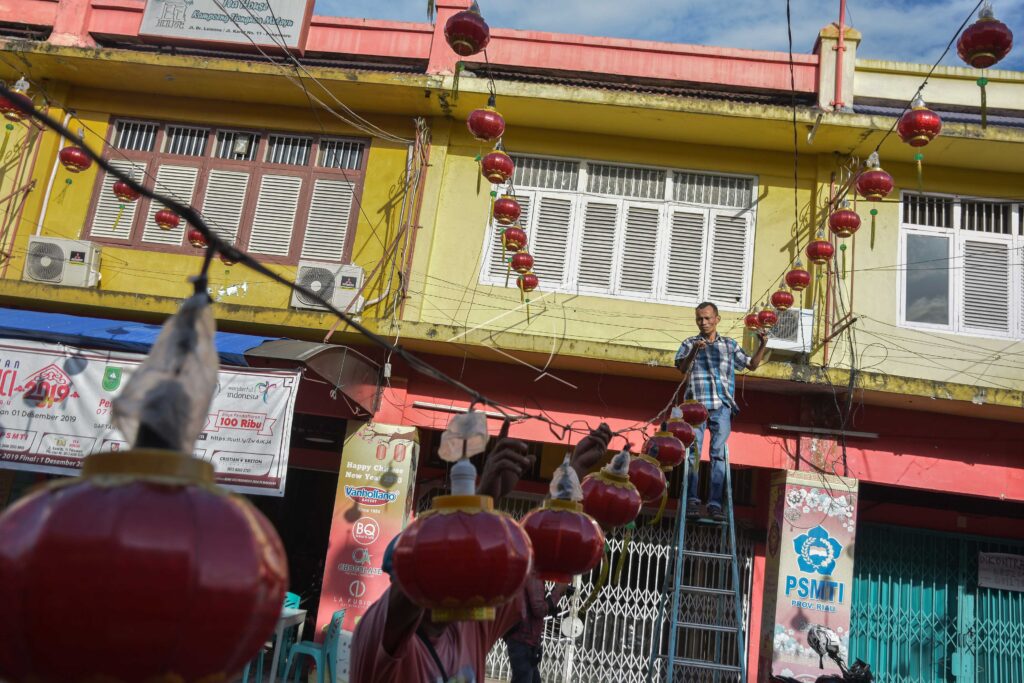 PASANG LAMPION IMLEK